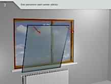 Eski pencerelerin sabıt camları sökülür